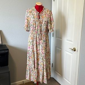 Who What Wear size L dress elastic waist pockets floral Worn once basically new